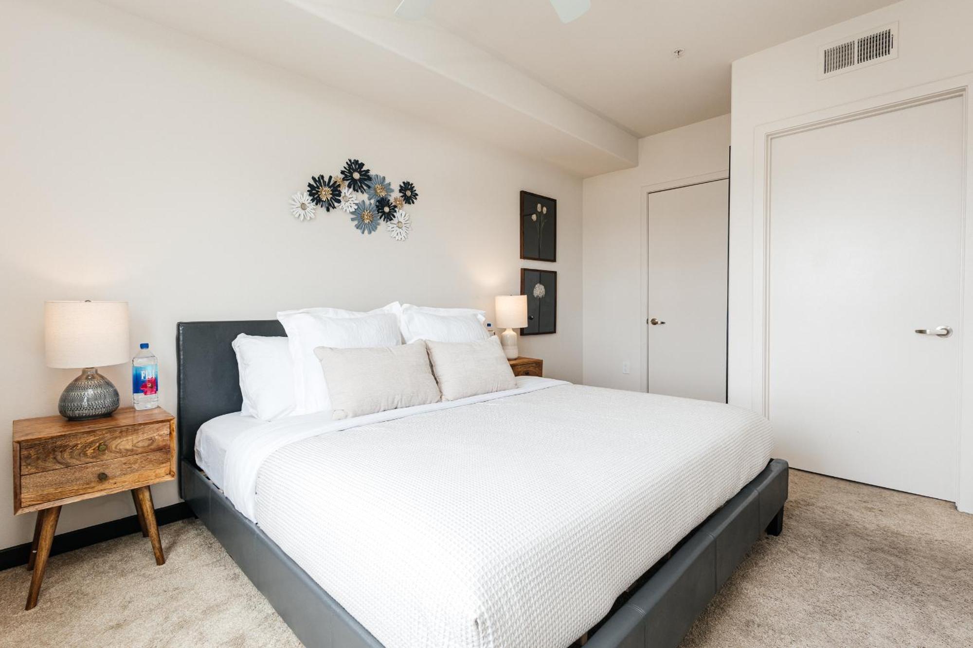 Stylish Vibes 1bd In Weho Apartment Los Angeles